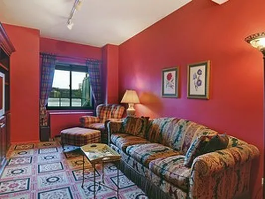 Sold by Corcoran | media 21