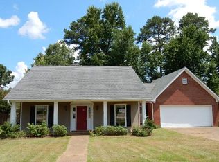 124 Azalea Trails Dr, Brandon, MS 39047