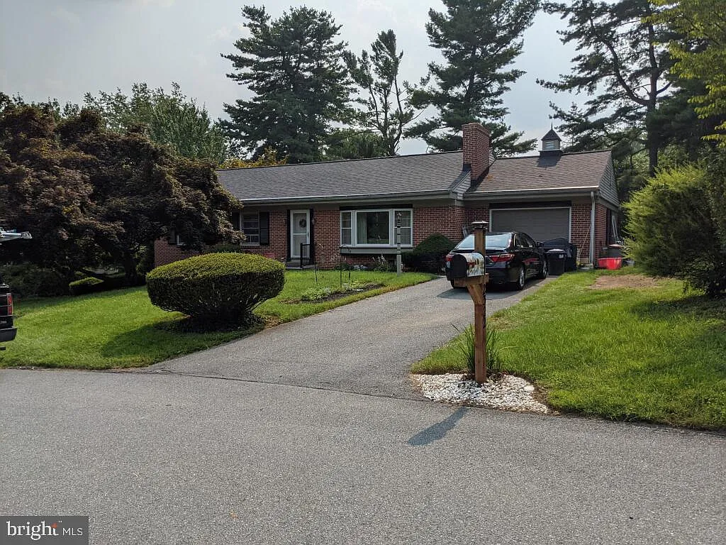 2322 Wicklyn Rd photo 1