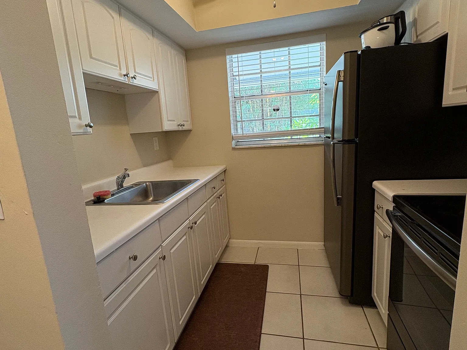 1 bed, 650 sqft, $1,550 — Photo 4