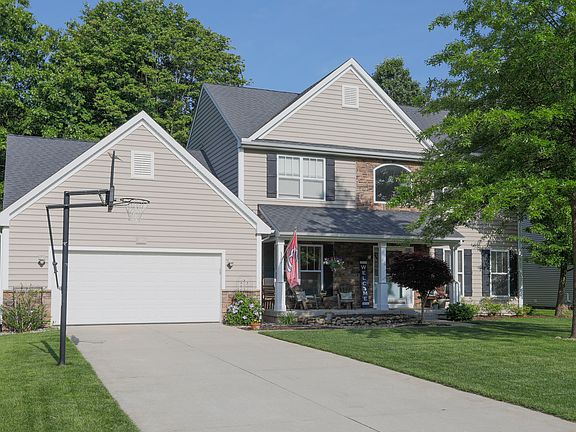 2nd image of 7416 Dartmoor Ct