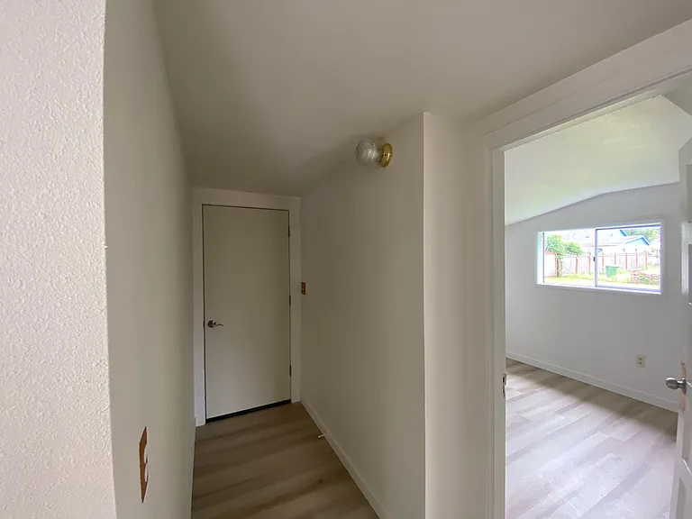 516 S 2nd St — Photo 16