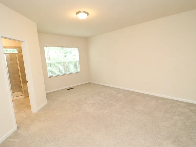 1105 Neighborly Way — Photo 21
