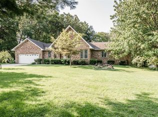 2912 Woodland Ln, Marine, IL 62061