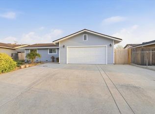 7442 Winkley Way, Sacramento, CA 95822