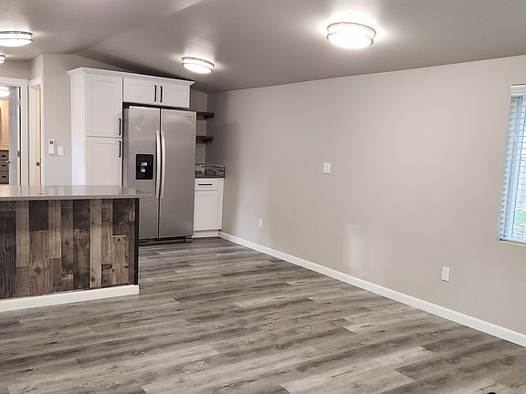 kitchen/living room/dining room