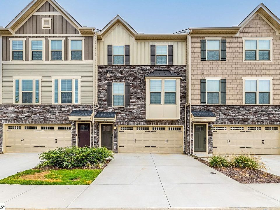1st image of 139 Eagle Wood Dr