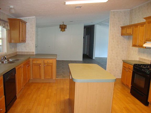 4th image of 14651 NW 66th Ave