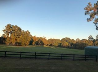 6671 Pecamp Rd, Orange, TX 77632