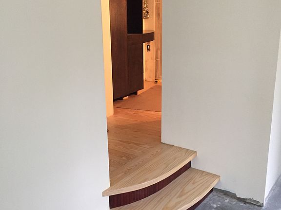 Cool Sapele & pine steps