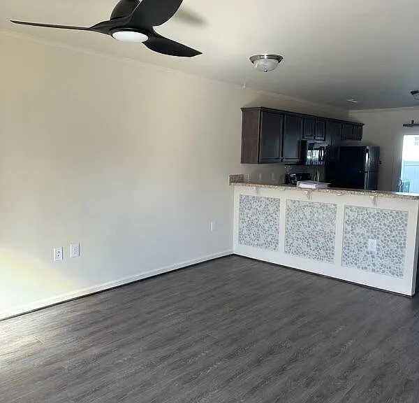 426 Sullivan Loop Rd — Photo 3