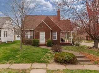 2933 26th Ave, Moline, IL 61265