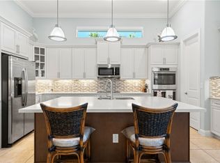 505 Caroline Dr, Vero Beach, FL 32968