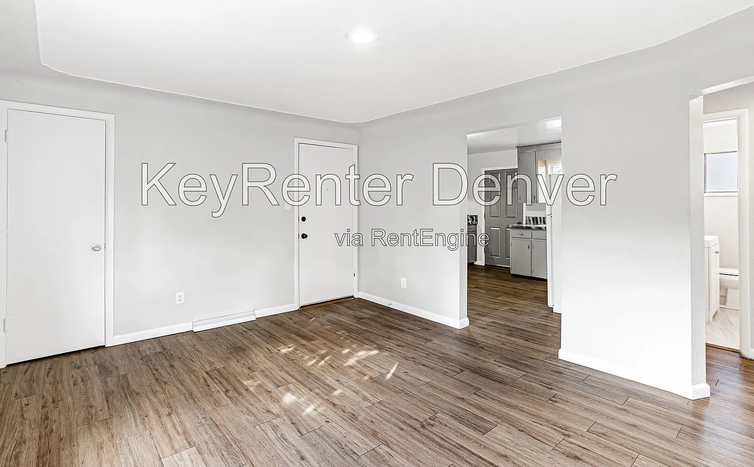 2 bed, 1.0 bath, 750 sqft, $1,400 — Photo 4