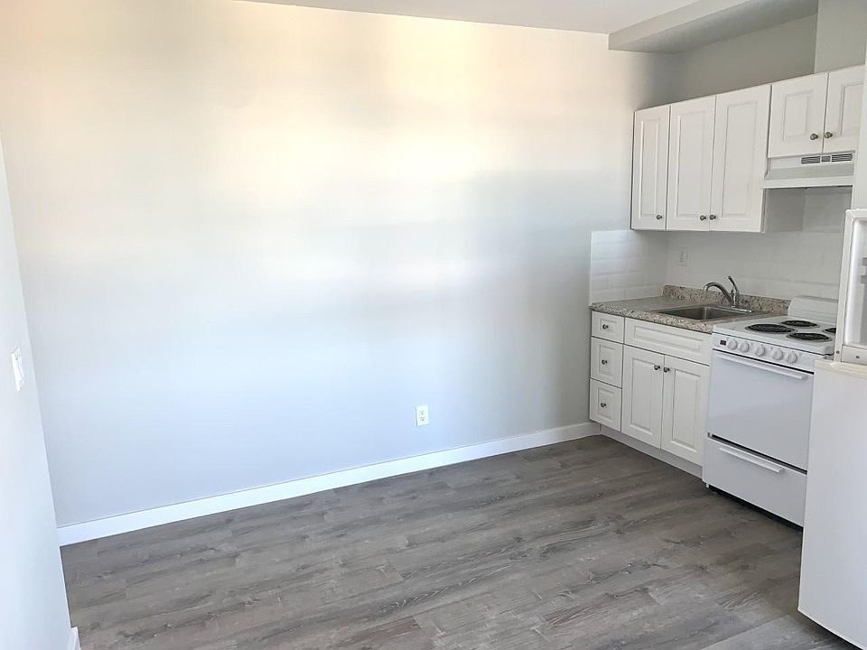 1st image of 215 E Broadway APT 5D