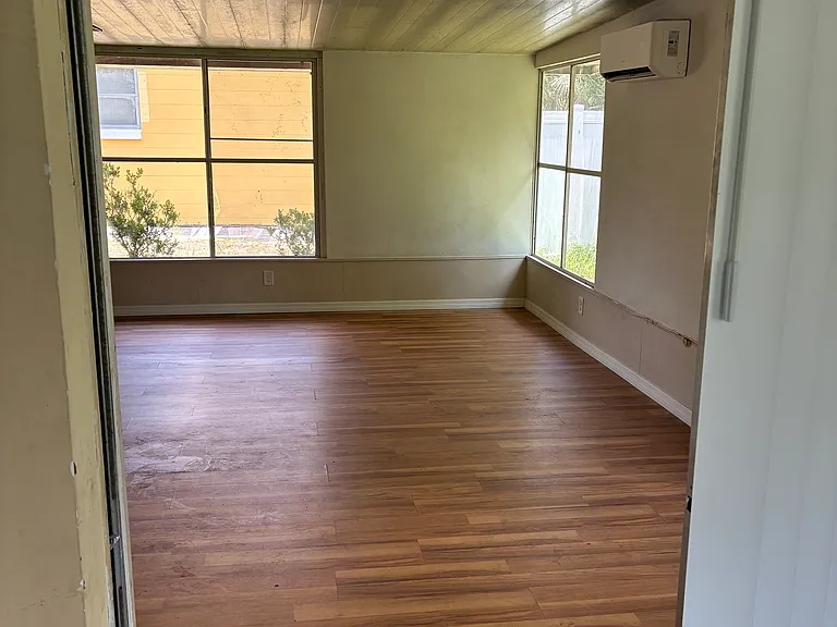 05-14353 SW 39th Court Rd #5 — Photo 12