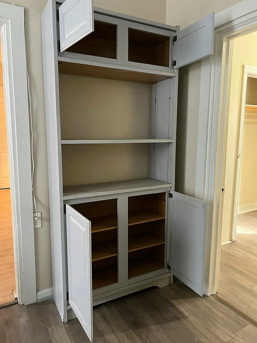 Kitchen Storage - 935 Prospect Ave NE #1B