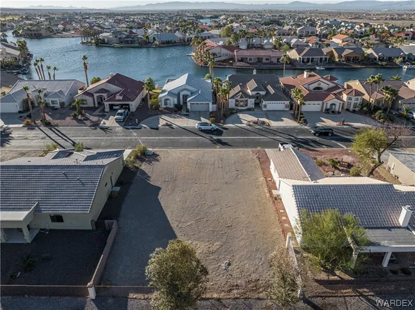 2081 E Via Del Aqua Dr, Fort Mohave, AZ 86426