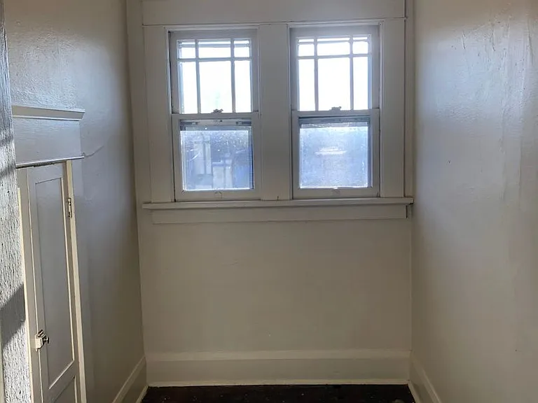 1348 Oak St — Photo 22