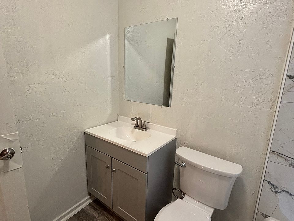 Full bath with tub