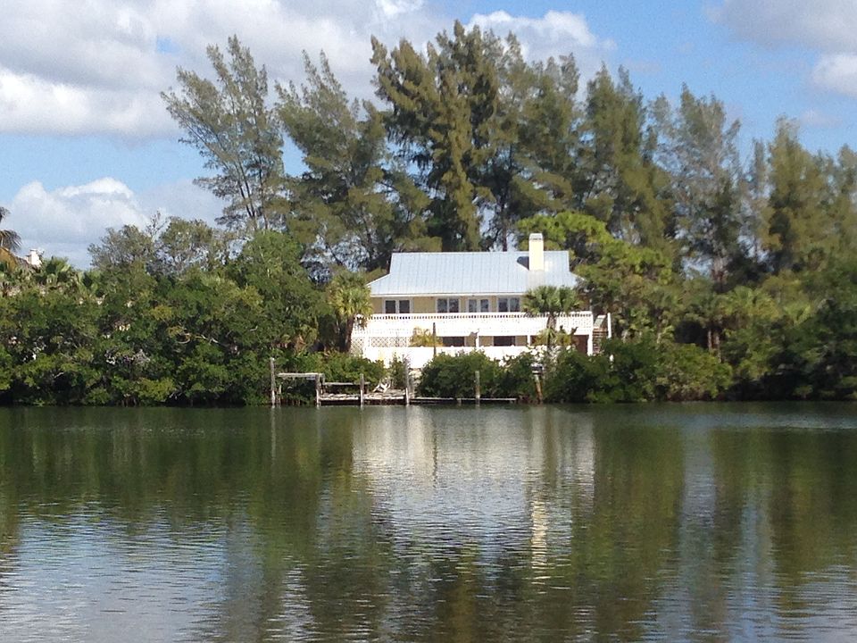 1st image of 321 Kettle Harbor Dr