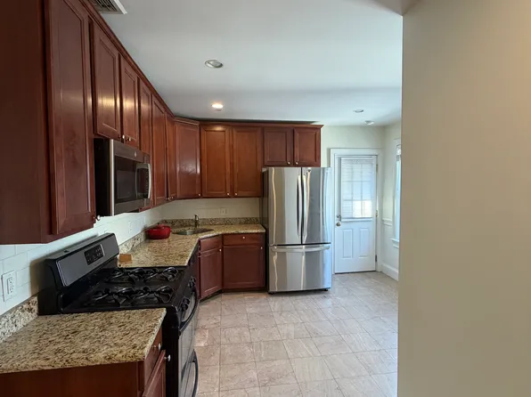 45 Houghton St #2, Dorchester, MA 02122