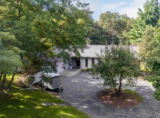 254 Greentree Ln NE, Ada, MI 49301