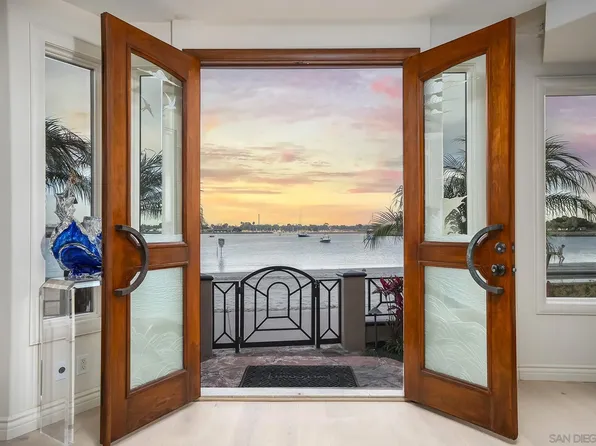 2741 Bayside Walk, San Diego, CA 92109
