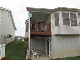 3rd image of 115 Rightfield Dr