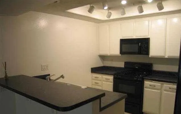 128 Greenfield #119 — Photo 10