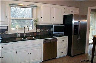 3rd image of 3639 S 104th St