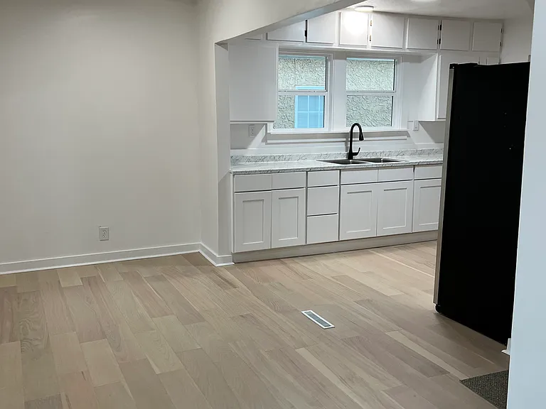 928 Homer Ave — Photo 21