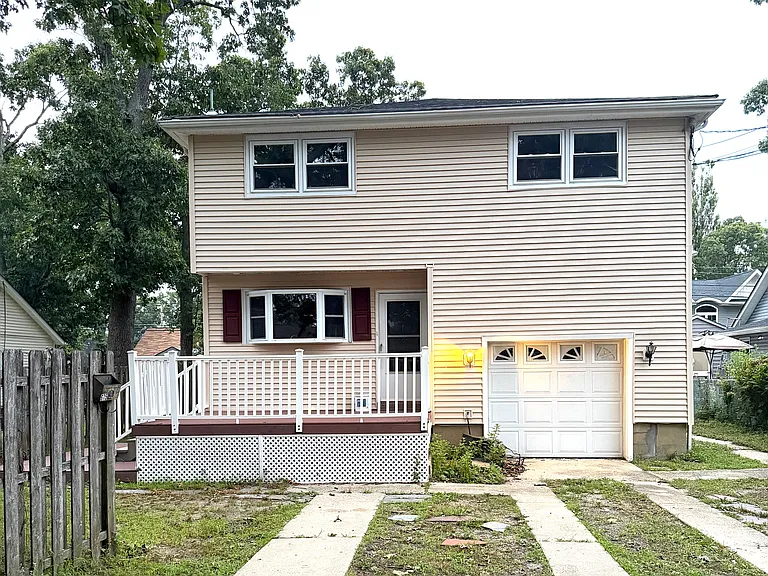 675 Mantoloking Rd — Photo 1