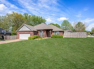 2020 N Wilton Ct, Fayetteville, AR 72704