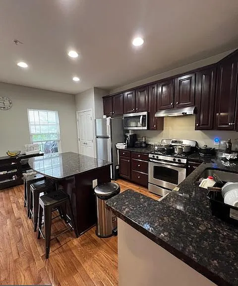 905 Susan Cir — Photo 16