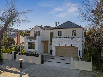 4831 Murietta Ave, Sherman Oaks, CA, 91423