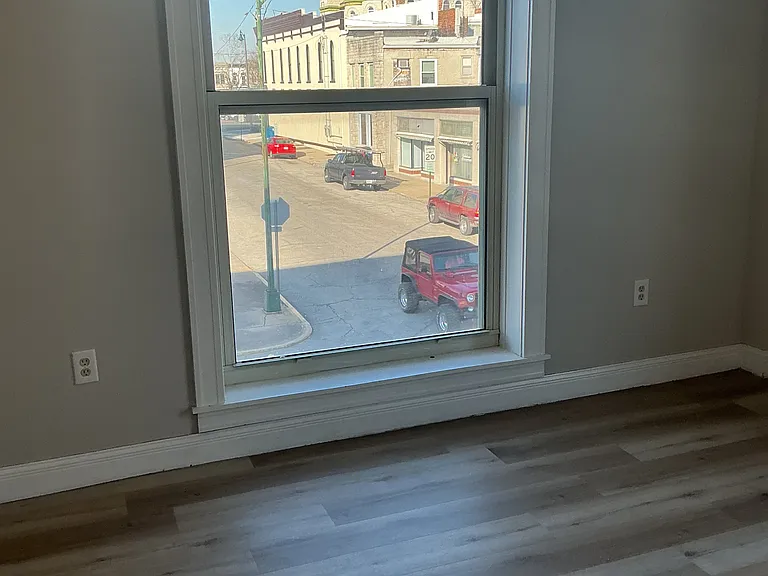 Drake Hotel Apartments — Photo 11