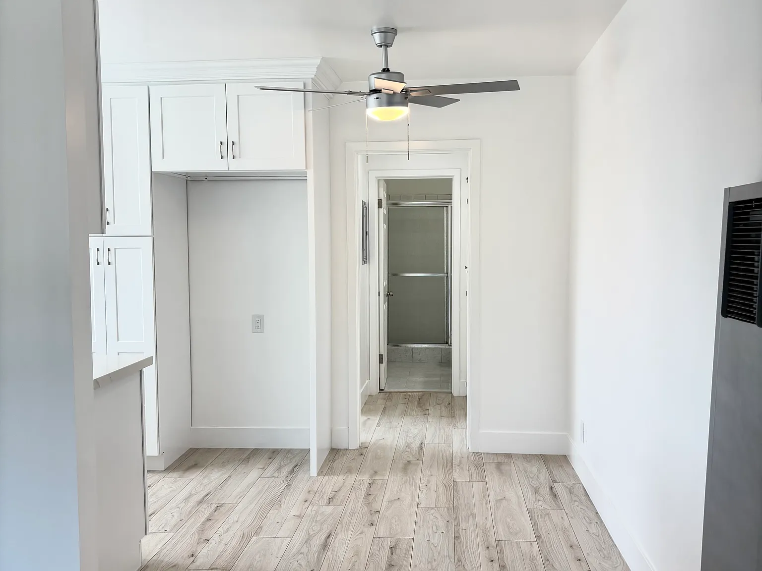 1 bed, 750 sqft, $2,075 — Photo 4