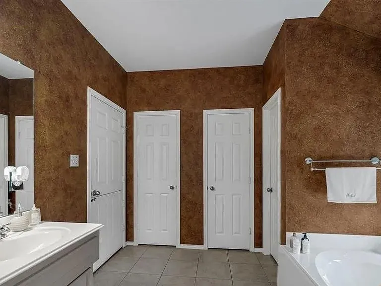 2507 Rustic Trail Ln — Photo 11