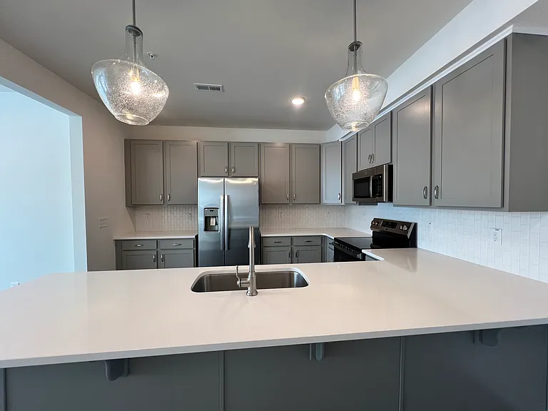 414 Gaston Park Ln #100 — Photo 6