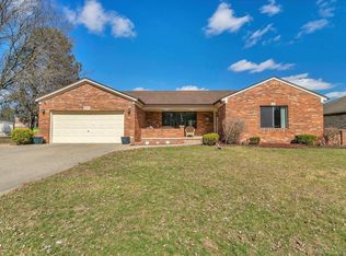 18707 Millar Rd, Clinton Township, MI 48036