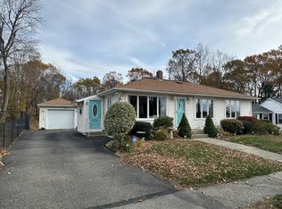 20 Wedgewood Rd, Worcester, MA 01602