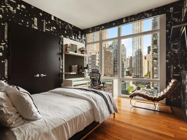 10 West End Avenue image 12 of 15