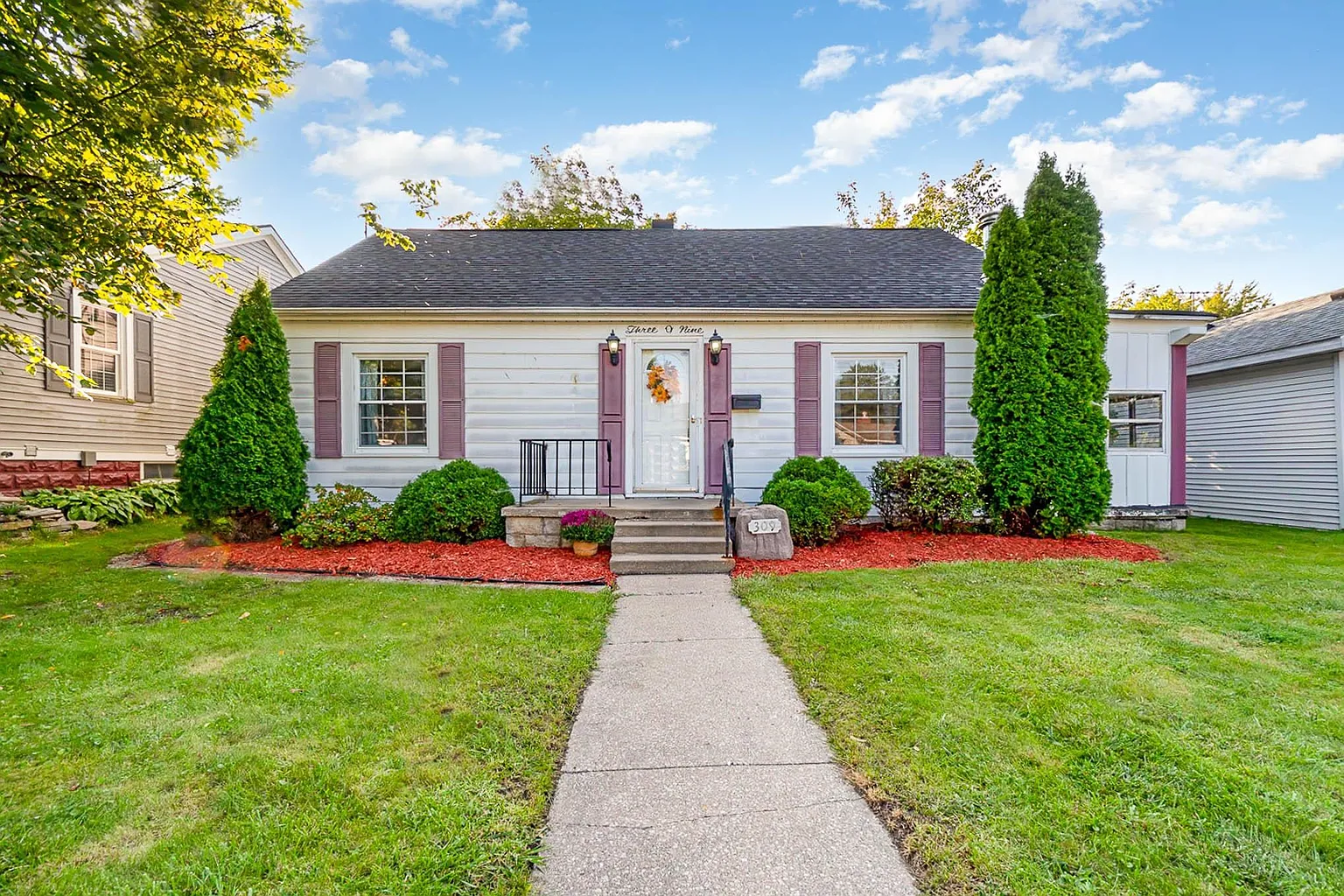 309 Yale St photo 1