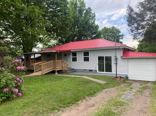 33 Dade Rd, Nettie, WV 26681
