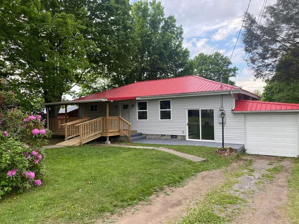 33 Dade Rd, Nettie, WV 26681