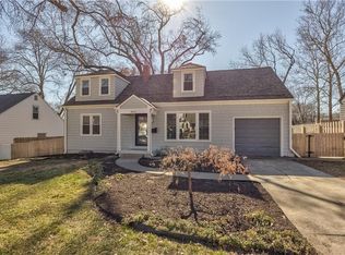 4615 W 62nd St, Fairway, KS 66205