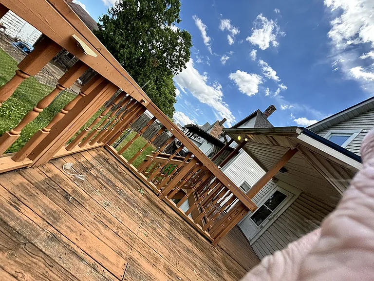 934 Green Ave SW — Photo 2