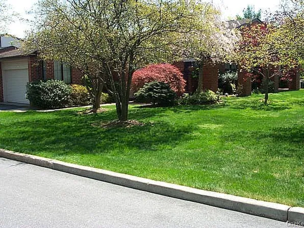 111 Dove Hill Drive, Manhasset, NY 11030