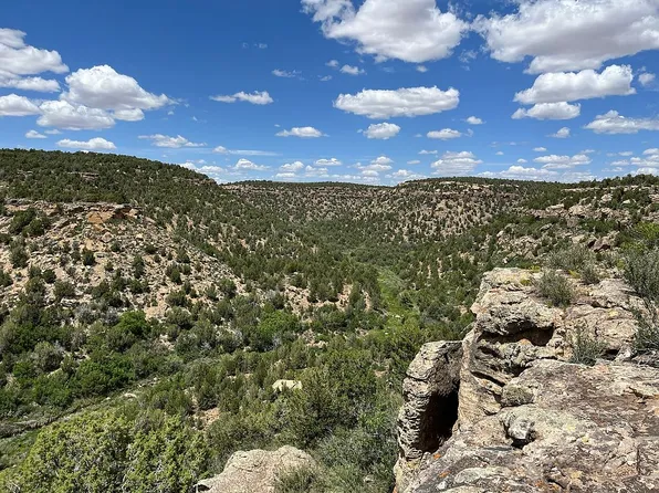 14 Cedar Point Rd, Monticello, UT 84535